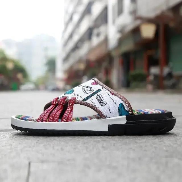 爆ヤス価格2290円★ヴィンテージ風メンズ サマーサンダル - ストライプ&ペイズリー柄 滑り止めラバーソール26.5黒 < 男性ファッション 爆ヤス価格2290円★ヴィンテージ風メンズ サマーサンダル - ストライプ&ペイズリー柄 滑り止めラバーソール26.5黒 < 男性ファッションの