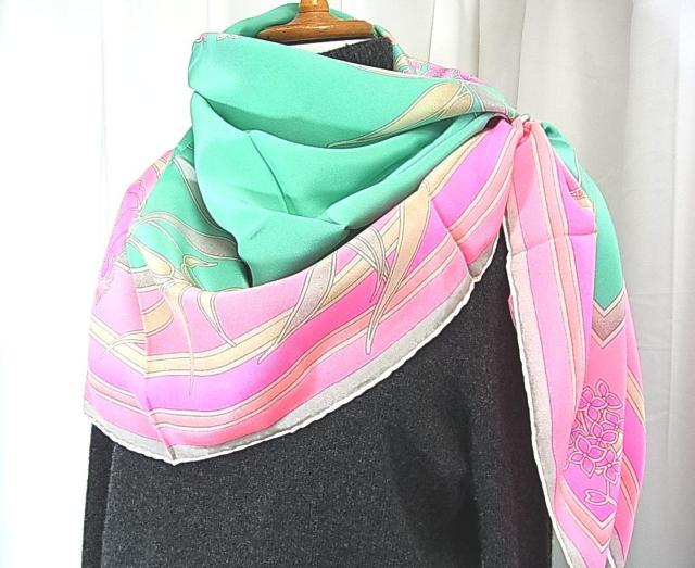 500円スタ★正規品美品 レオナール LEONARD シルク100% スカーフ < 女性ファッション 500円スタ★正規品美品 レオナール LEONARD シルク100% スカーフ < 女性ファッションの