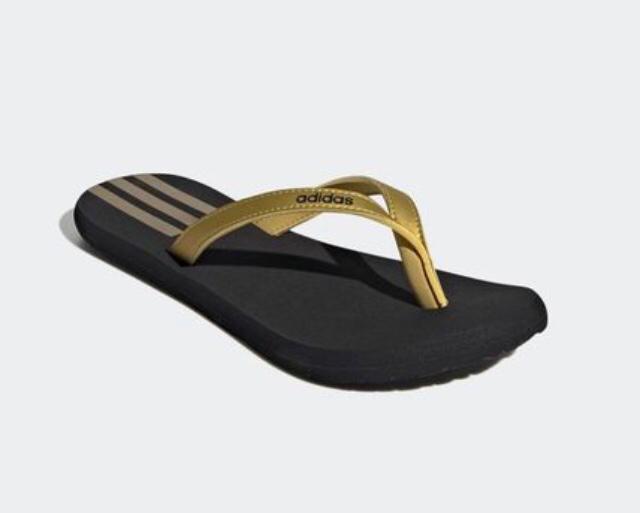 adidasアディダス【新品未使用】ロゴ入りスポーツサンダル●ビーチサンダル サンダル●ゴールド×黒ブラック●23.5cm < ブランド  adidasアディダス【新品未使用】ロゴ入りスポーツサンダル●ビーチサンダル サンダル●ゴールド×黒ブラック●23.5cm < ブランドの