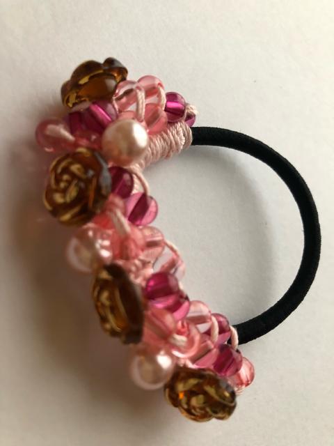 ハンドメイド ヘアゴム  キラキラピーズと薔薇盛り盛り♪ パールビーズ < 女性ファッション  ハンドメイド ヘアゴム  キラキラピーズと薔薇盛り盛り♪ パールビーズ < 女性ファッションの