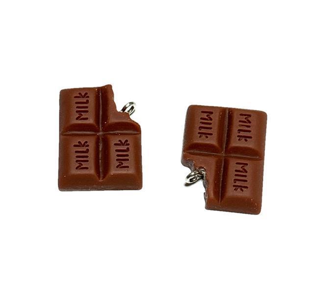 089 チョコレートのチャーム 茶色 2個 樹脂パーツ お菓子◯ < ペット/手芸/園芸 089 チョコレートのチャーム 茶色 2個 樹脂パーツ お菓子◯ < ペット/手芸/園芸の