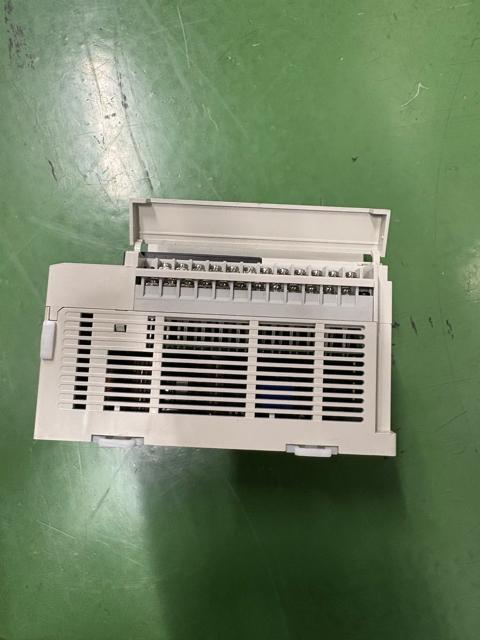 �O�H�d�@ FX3U-32MR/ES �V�[�P���T �� �Ɠd/AV�� 