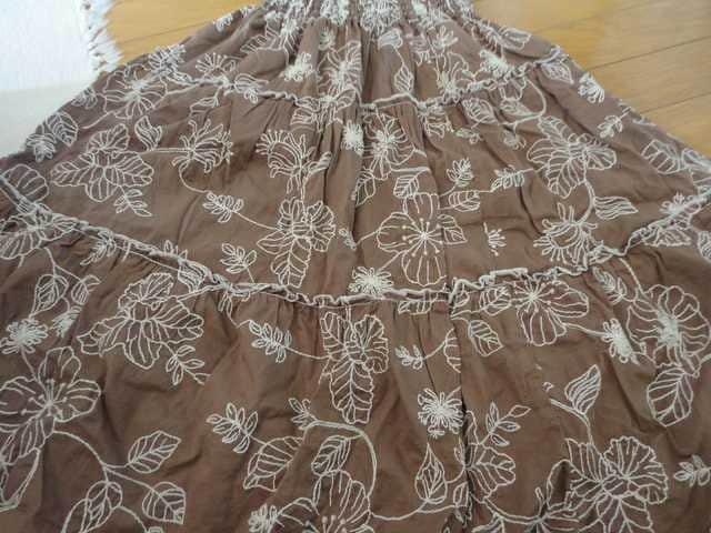 【お嬢様系】 刺繍デザイン膝丈フレアワンピ < 女性ファッション  【お嬢様系】 刺繍デザイン膝丈フレアワンピ < 女性ファッションの