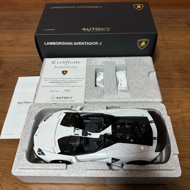 未展示品 オートアート1/18 ランボルギーニ アヴェンタドール J (イオタ) < ホビー  未展示品 オートアート1/18 ランボルギーニ アヴェンタドール J (イオタ) < ホビーの