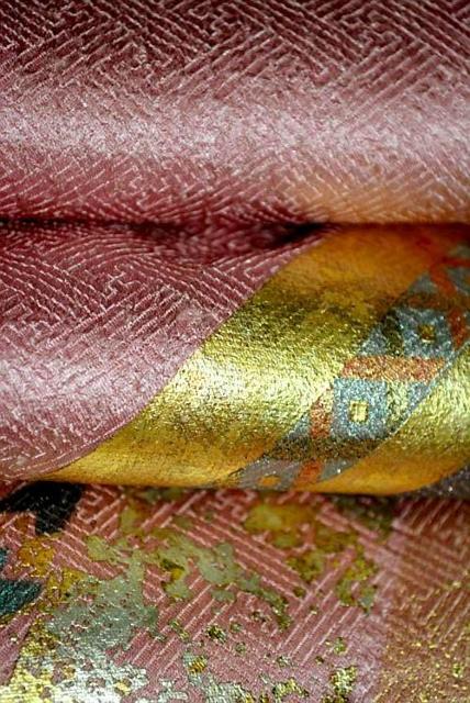 【最高峰】新品同様 金彩 絞り 金駒シシュウ シシュウ 本金箔 蝶 振袖 身丈164cm 裄丈67cm T3539 < 女性ファッション  【最高峰】新品同様 金彩 絞り 金駒シシュウ シシュウ 本金箔 蝶 振袖 身丈164cm 裄丈67cm T3539 < 女性ファッションの