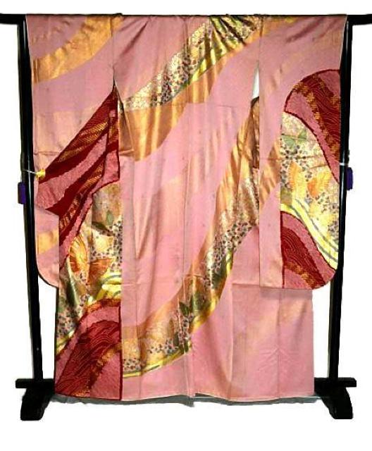 【最高峰】新品同様 金彩 絞り 金駒シシュウ シシュウ 本金箔 蝶 振袖 身丈164cm 裄丈67cm T3539 < 女性ファッション  【最高峰】新品同様 金彩 絞り 金駒シシュウ シシュウ 本金箔 蝶 振袖 身丈164cm 裄丈67cm T3539 < 女性ファッションの