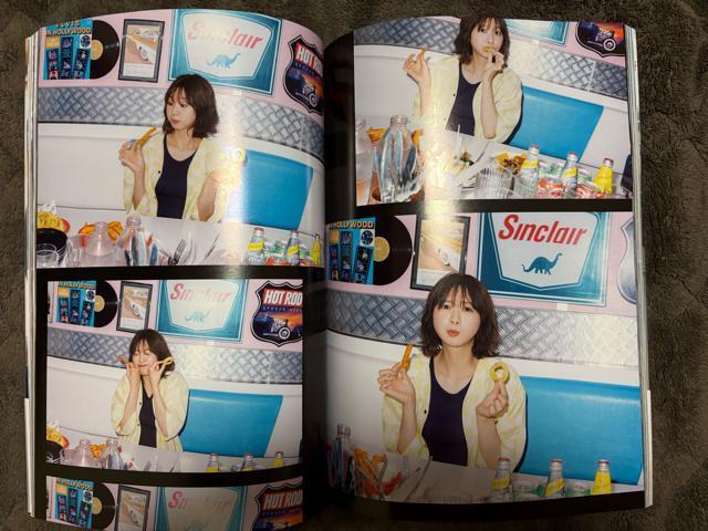 タンス整理品 書籍 元日向坂46 富田鈴花さん 写真集 開封済み < タレントグッズ  タンス整理品 書籍 元日向坂46 富田鈴花さん 写真集 開封済み < タレントグッズの
