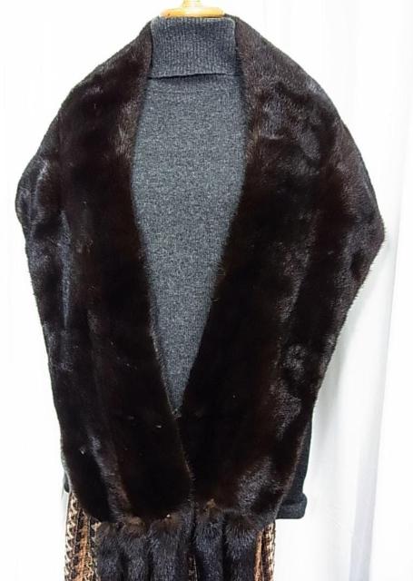 500円スタ【正規品】Saitoh Furs フォックス毛皮ショール カナダ製 美品 自宅保管品 < 女性ファッション 500円スタ【正規品】Saitoh Furs フォックス毛皮ショール カナダ製 美品 自宅保管品 < 女性ファッションの