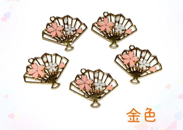 5004 桜の扇子 5個 金属パーツ アクセサリーチャーム ハンドメイド材料 春 花 < ペット/手芸/園芸 5004 桜の扇子 5個 金属パーツ アクセサリーチャーム ハンドメイド材料 春 花 < ペット/手芸/園芸の