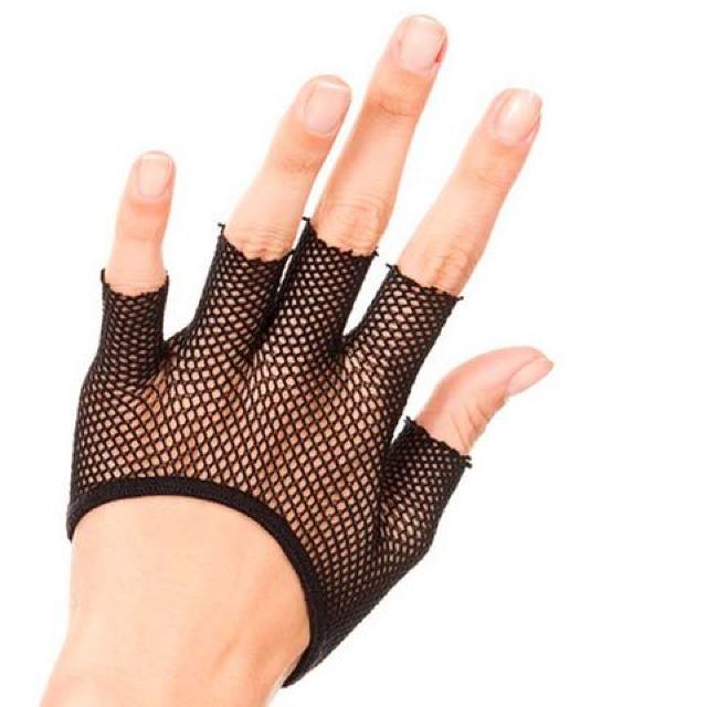フィッシュネットの指だしショートグローブ < 女性ファッション  フィッシュネットの指だしショートグローブ < 女性ファッションの