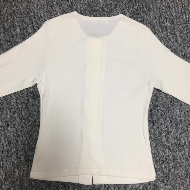 オフホワイト シンプルな長袖カーディガン Mサイズ < 女性ファッション  オフホワイト シンプルな長袖カーディガン Mサイズ < 女性ファッションの