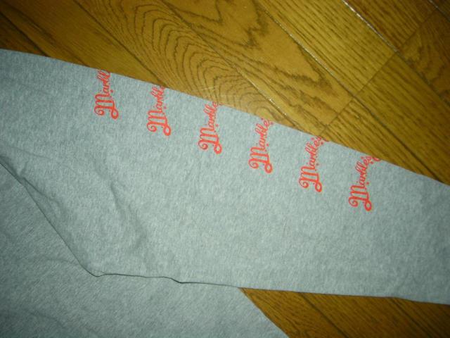 マーブルズ MARBLES ロンTシャツ M 灰 カットソー 袖ロゴ LOGO 美中古 TMT < ブランド マーブルズ MARBLES ロンTシャツ M 灰 カットソー 袖ロゴ LOGO 美中古 TMT < ブランドの