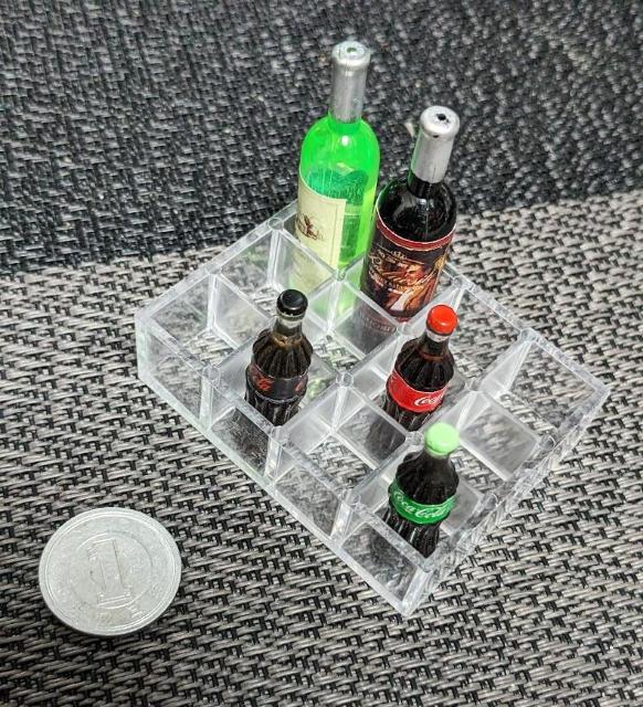 ~j`AP[XvP[XV[P[Xh[nEXɁ    