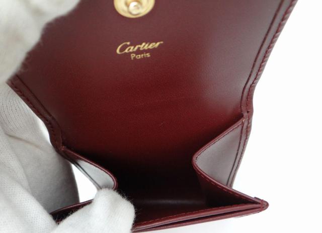 Cartier カルティエ L3000464 マストライン レザー スクエア コインケース ボルドー<USED>【送料無料】 < ブランド  Cartier カルティエ L3000464 マストライン レザー スクエア コインケース ボルドー<USED>【送料無料】 < ブランドの