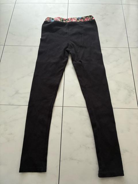 Bee韓国風レギンス★130cm < キッズ/ベビー Bee韓国風レギンス★130cm < キッズ/ベビーの