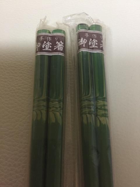 1028.未使用☆天然木箸☆二膳☆ペア☆緑色和柄 < インテリア/ライフ  1028.未使用☆天然木箸☆二膳☆ペア☆緑色和柄 < インテリア/ライフの