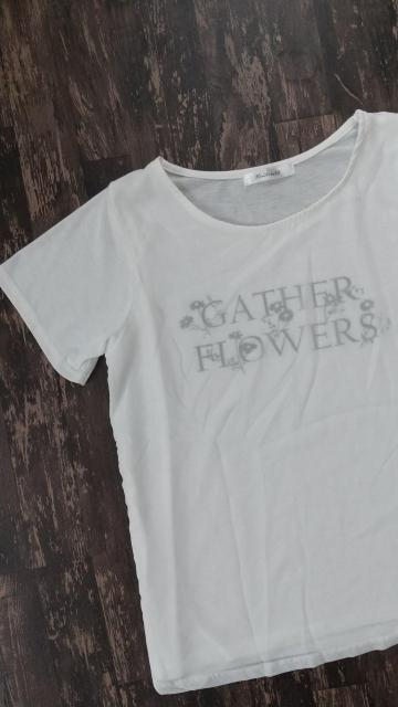 sizeM/着まわしやすいロゴTシャツ// < 女性ファッション sizeM/着まわしやすいロゴTシャツ// < 女性ファッションの