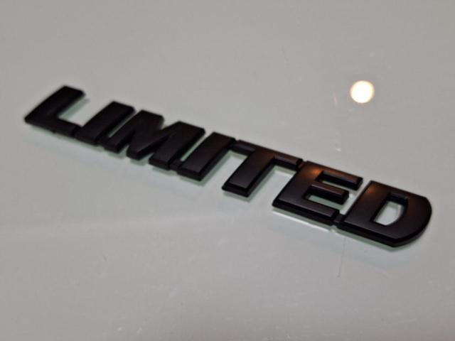 ● LIMITED リミテッド ABS製 抜文字タイプ マッドブラックエンブレム < 自動車/バイク ● LIMITED リミテッド ABS製 抜文字タイプ マッドブラックエンブレム < 自動車/バイク