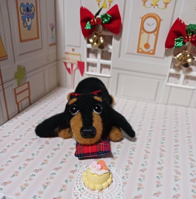 ダックスフント 羊毛フェルト ぬいぐるみ サンタ帽付き < ペット/手芸/園芸 ダックスフント 羊毛フェルト ぬいぐるみ サンタ帽付き < ペット/手芸/園芸の