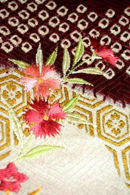 付下げ 中古 着物 送料無料 最高級 新品同様 絞り 金彩 花シシュウ 亀甲繋ぎ 身丈166.5cm 裄丈64.5cm T3660 < 女性ファッション 付下げ 中古 着物 送料無料 最高級 新品同様 絞り 金彩 花シシュウ 亀甲繋ぎ 身丈166.5cm 裄丈64.5cm T3660 < 女性ファッションの