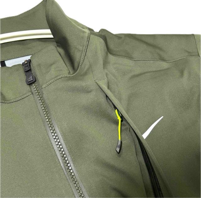 美品 NIKE GOLF STORM-FIT ハーフジップ プルオーバー M < ブランド 美品 NIKE GOLF STORM-FIT ハーフジップ プルオーバー M < ブランドの