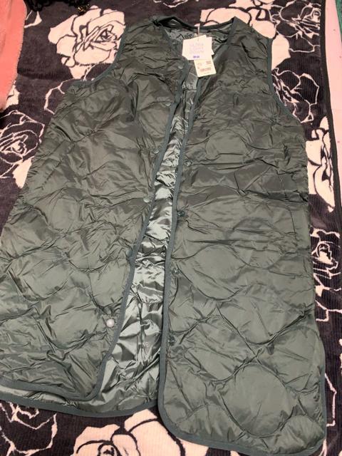 新品未使用 ユニクロ ウルトラライトダウンロングベスト ダークグリーン S 送料無料 < 女性ファッション 新品未使用 ユニクロ ウルトラライトダウンロングベスト ダークグリーン S 送料無料 < 女性ファッションの