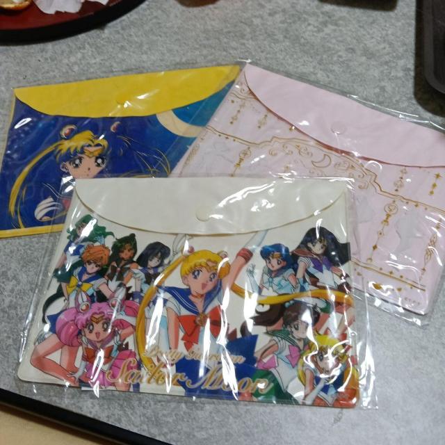セーラームーン フラップポーチ 3点セット セブンイレブン限定 < アニメ/コミック/キャラクター セーラームーン フラップポーチ 3点セット セブンイレブン限定 < アニメ/コミック/キャラクターの