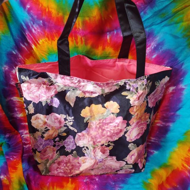 大人可愛い(*´艸`)リエンダ□Rienda□2wayリバーシブルバッグ < 女性ファッション  大人可愛い(*´艸`)リエンダ□Rienda□2wayリバーシブルバッグ  < 女性ファッションの