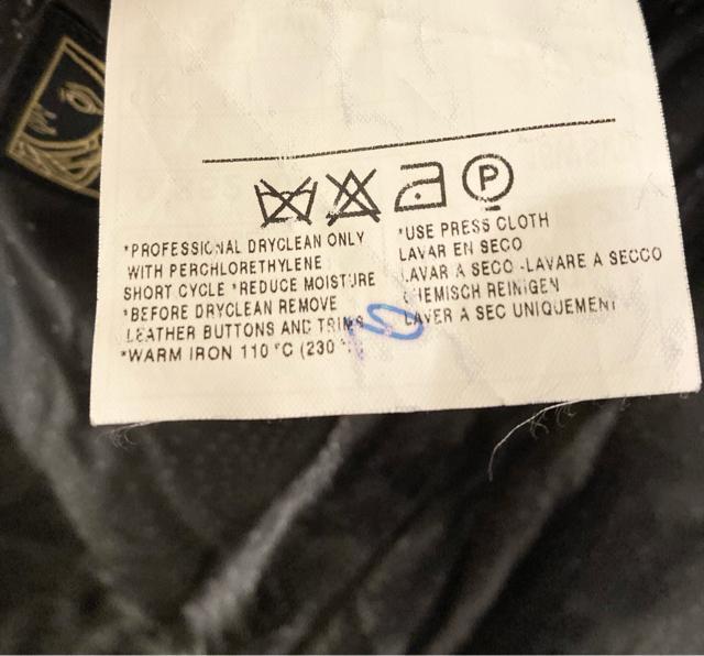 VERSACE FT[` `FbNWPbg44 Italy@O[  uh 
