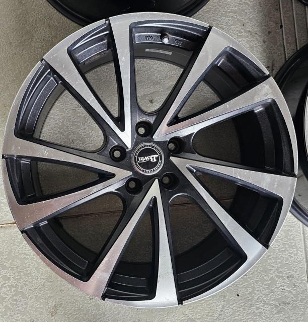 B-win VENOZA 10アルミホイール19インチ 8J+36 5H/114.3ホイールのみ4本セツトレクサス NX RAV4 < 自動車/バイク B-win VENOZA 10アルミホイール19インチ 8J+36 5H/114.3ホイールのみ4本セツトレクサス NX RAV4 < 自動車/バイク