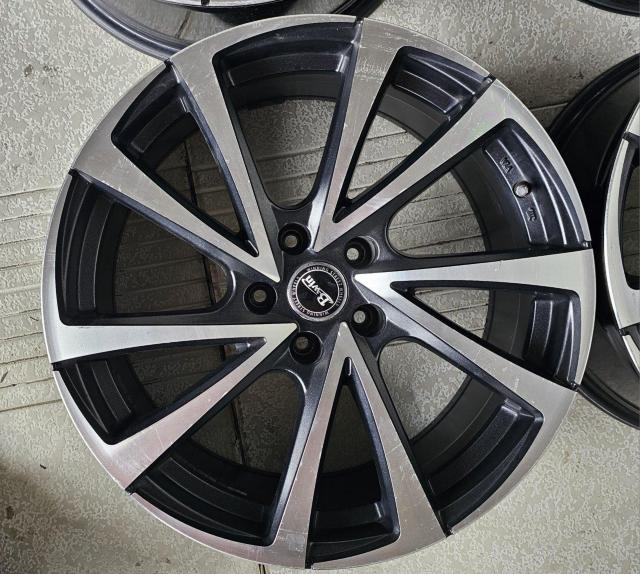 B-win VENOZA 10アルミホイール19インチ 8J+36 5H/114.3ホイールのみ4本セツトレクサス NX RAV4 < 自動車/バイク B-win VENOZA 10アルミホイール19インチ 8J+36 5H/114.3ホイールのみ4本セツトレクサス NX RAV4 < 自動車/バイク