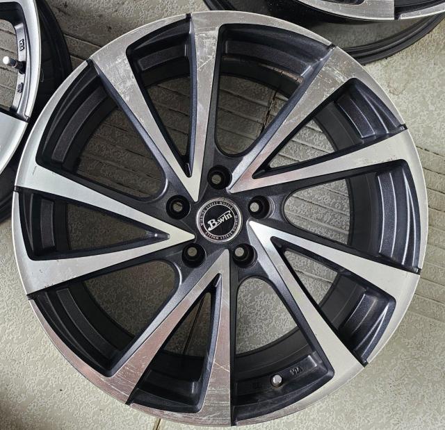 B-win VENOZA 10アルミホイール19インチ 8J+36 5H/114.3ホイールのみ4本セツトレクサス NX RAV4 < 自動車/バイク B-win VENOZA 10アルミホイール19インチ 8J+36 5H/114.3ホイールのみ4本セツトレクサス NX RAV4 < 自動車/バイク