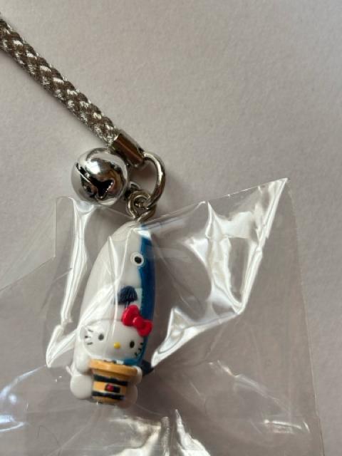 ハローキティ★2003★食べ物パーティ限定★秋の味覚 秋刀魚ver.★根付け < 家電/AV ハローキティ★2003★食べ物パーティ限定★秋の味覚 秋刀魚ver.★根付け < 家電/AVの