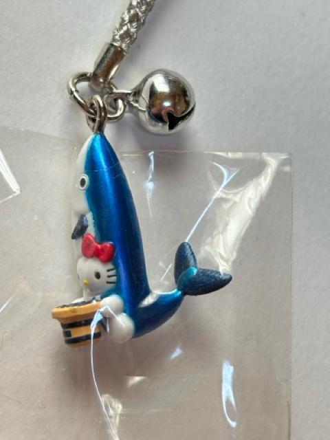 ハローキティ★2003★食べ物パーティ限定★秋の味覚 秋刀魚ver.★根付け < 家電/AV ハローキティ★2003★食べ物パーティ限定★秋の味覚 秋刀魚ver.★根付け < 家電/AVの