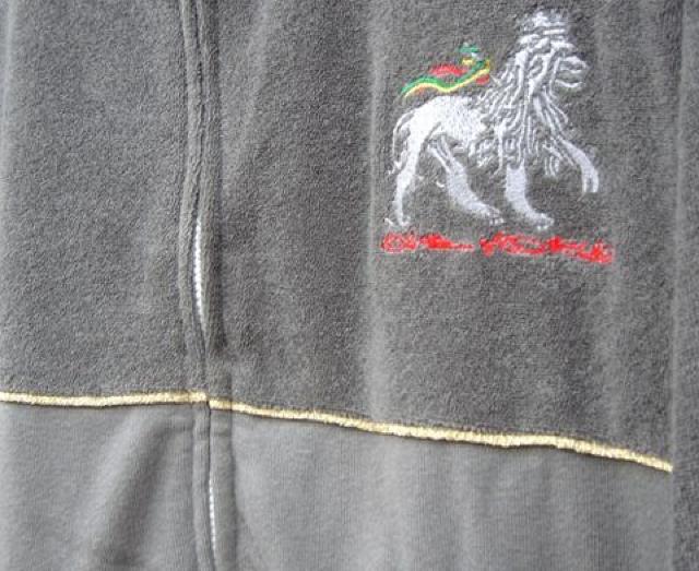 One World W[CI pC W[W QG X^ L   jt@bV 