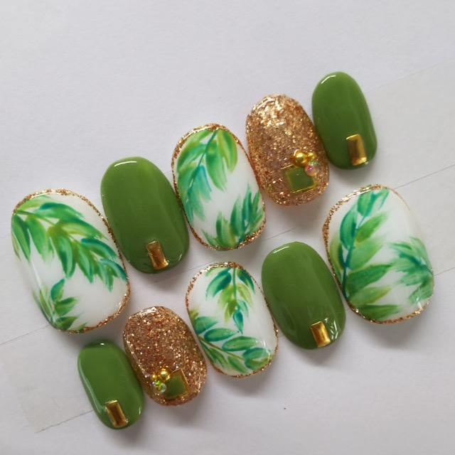 LBNYLA☆Bショートオーバル♪ボタニカルペイント.カーキ.ゴールドラメグリッター < 香水/コスメ/ネイル LBNYLA☆Bショートオーバル♪ボタニカルペイント.カーキ.ゴールドラメグリッター < 香水/コスメ/ネイルの