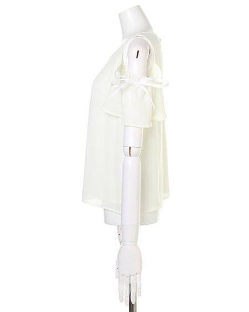 新品☆アラマンダ*肩あきラッフルスリーブトップス < ブランド  新品☆アラマンダ*肩あきラッフルスリーブトップス < ブランドの