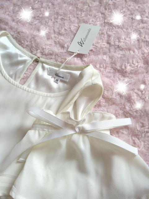 新品☆アラマンダ*肩あきラッフルスリーブトップス < ブランド  新品☆アラマンダ*肩あきラッフルスリーブトップス < ブランドの