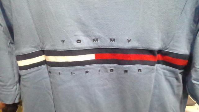 トミーヒルフィガー Tシャツ Mサイズ TOMMY HILFIGER < ブランド  トミーヒルフィガー Tシャツ Mサイズ TOMMY HILFIGER < ブランドの