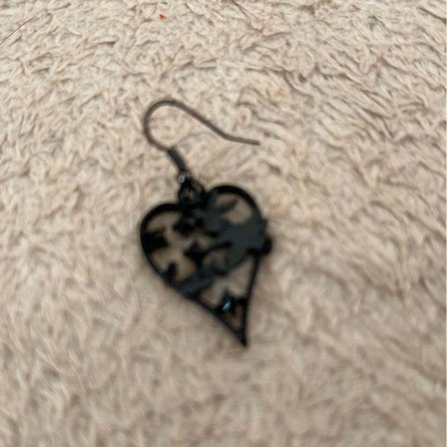 送料無料 ピアス < 女性アクセサリー/時計  送料無料 ピアス < 女性アクセサリー/時計の