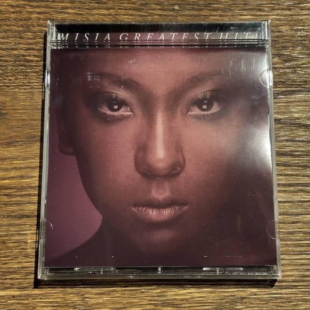 yMISIAzGREATEST HITS   CD/DVD/rfI 