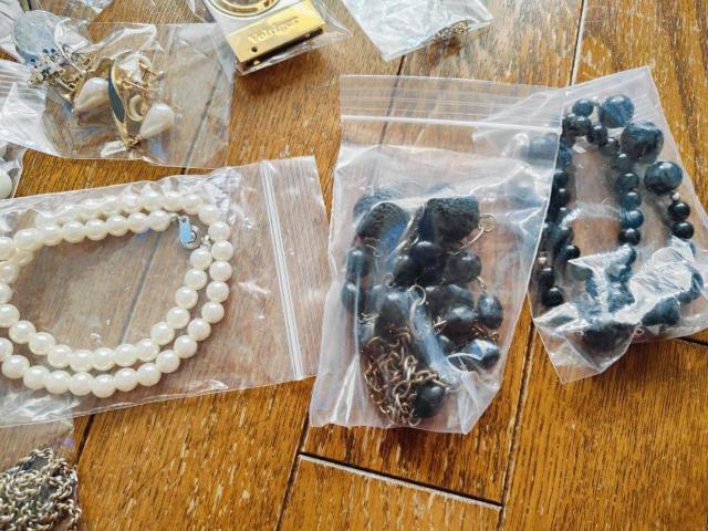 アクセサリー ネックレス ピアス イヤリング まとめ売り < 女性ファッション  アクセサリー ネックレス ピアス イヤリング まとめ売り < 女性ファッションの