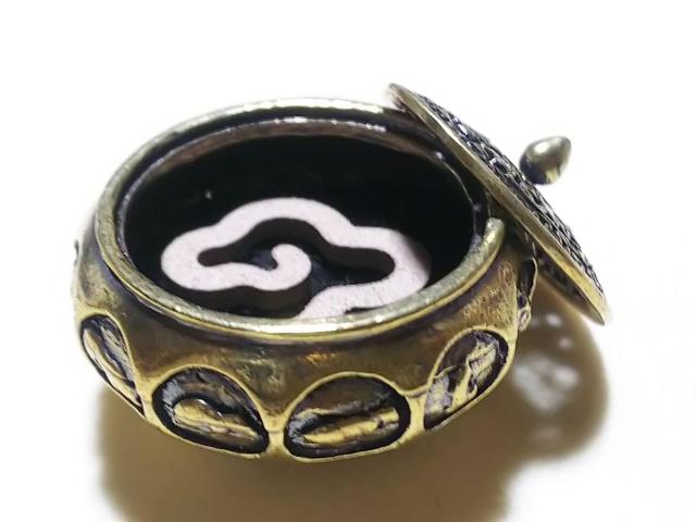 cocco★真鍮製 ミニ 香炉(干支) < 女性アクセサリー/時計  cocco★真鍮製 ミニ 香炉(干支) < 女性アクセサリー/時計の