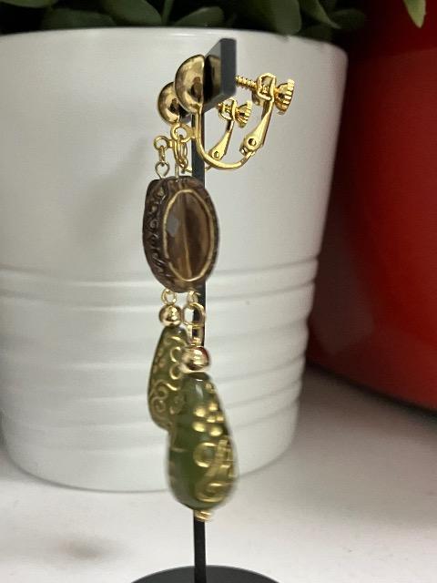 ハンドメイド ドイツ製アクリル イヤリング < 女性ファッション ハンドメイド ドイツ製アクリル イヤリング < 女性ファッションの