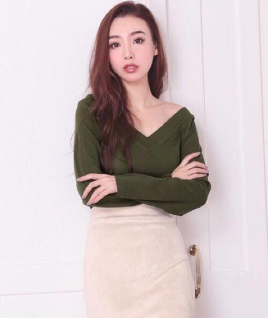 限定SALEセール●デコルテ綺麗【新品】2wey長袖 Vネックカットソー●カーキ 緑グリーン●XOXO < ブランド  限定SALEセール●デコルテ綺麗【新品】2wey長袖 Vネックカットソー●カーキ 緑グリーン●XOXO < ブランドの