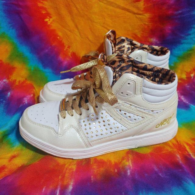 カッコ可愛いッ(*´艸`)豹柄内張り&ハイカットスニーカー□ヒョウ柄□ < 女性ファッション  カッコ可愛いッ(*´艸`)豹柄内張り&ハイカットスニーカー□ヒョウ柄□ < 女性ファッションの