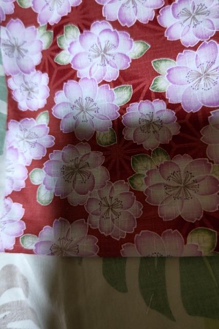 ★処分品★新柄赤×桜柄ナナメ掛巾着袋 < キッズ/ベビー  ★処分品★新柄赤×桜柄ナナメ掛巾着袋 < キッズ/ベビーの