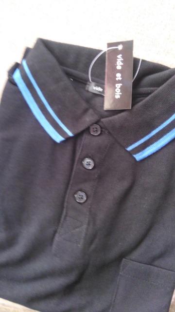 Mサイズ!襟の青ラインがワンランク上の!高貴紳士的!黒色!半袖ポロシャツ!新品! < 男性ファッション  Mサイズ!襟の青ラインがワンランク上の!高貴紳士的!黒色!半袖ポロシャツ!新品!  < 男性ファッションの