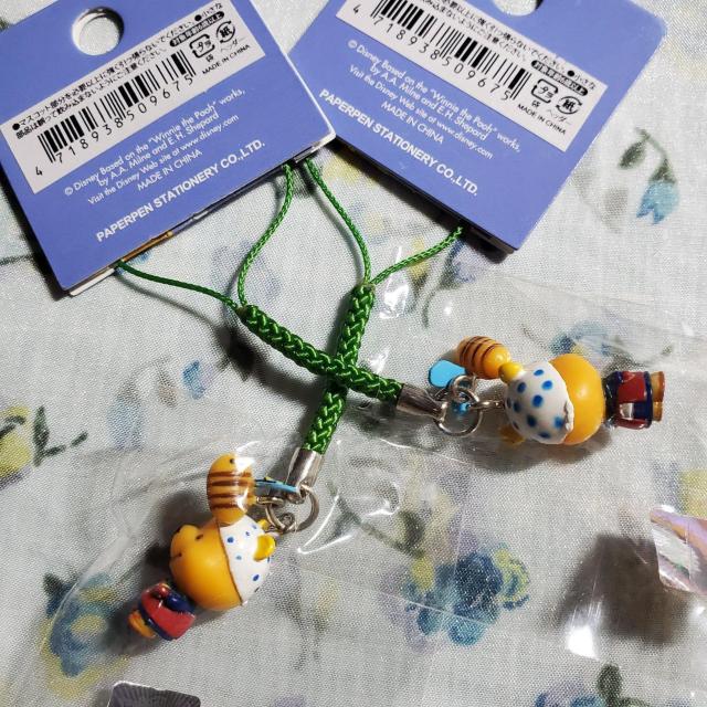 ご当地限定 静岡 × ディズニー プーさん 根付ストラップ ×2 < アニメ/コミック/キャラクター  ご当地限定 静岡 × ディズニー プーさん 根付ストラップ ×2 < アニメ/コミック/キャラクターの