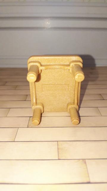 シルバニアファミリー家具椅子イスSylvanian Familiesドールハウス < おもちゃ  シルバニアファミリー家具椅子イスSylvanian Familiesドールハウス < おもちゃの